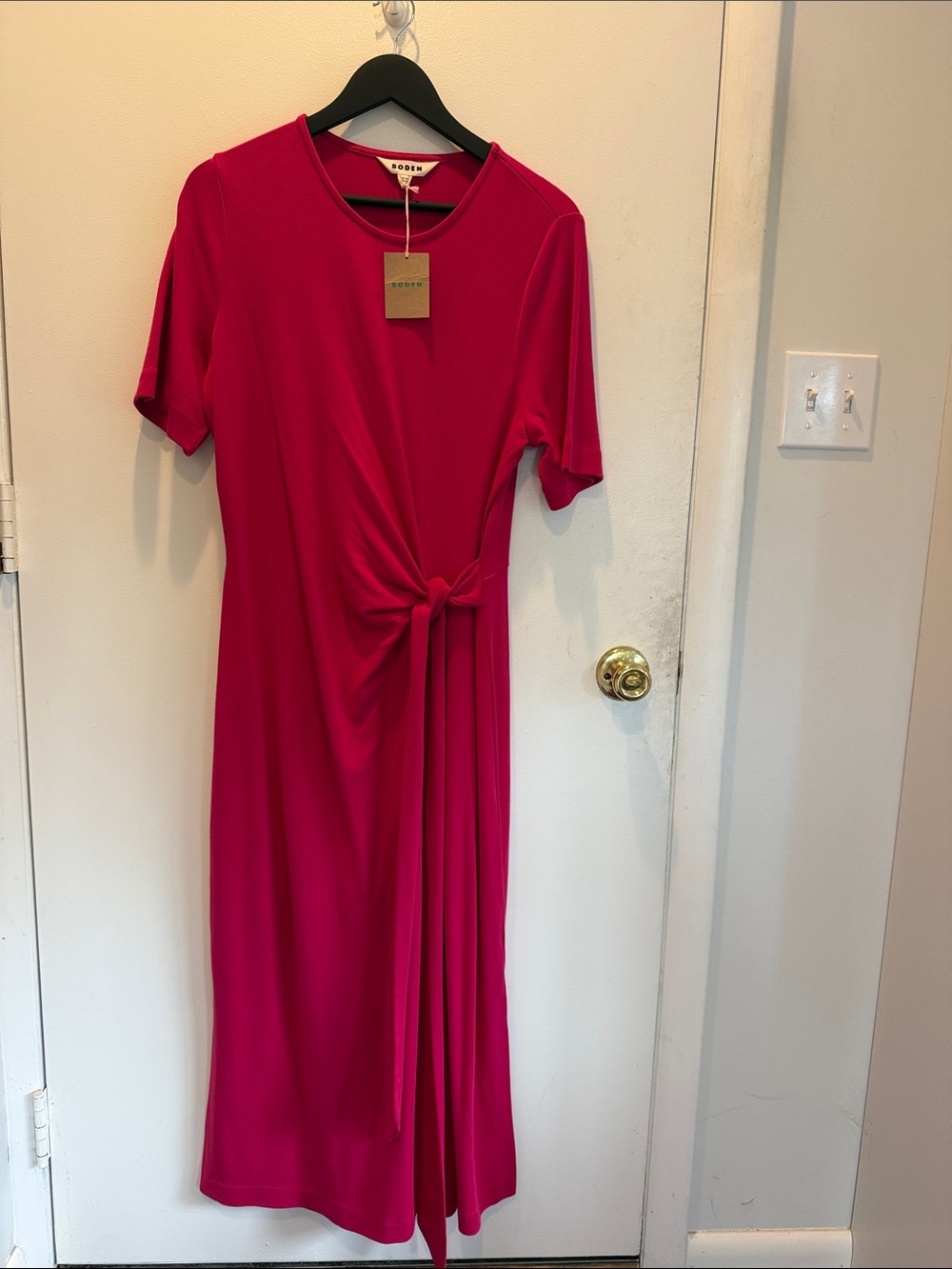 Boden Midi Dress with Side Knot in Fuchsia Pink